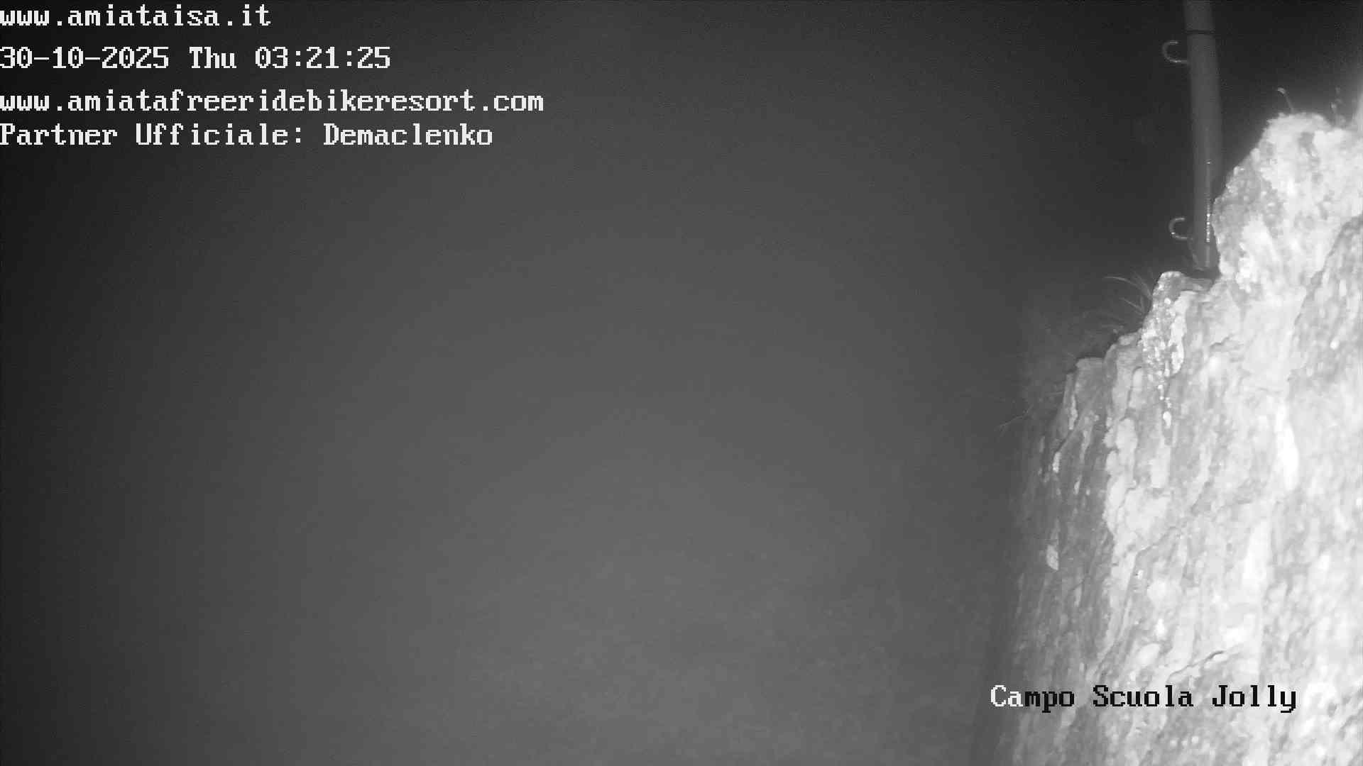 immagine della webcam nei dintorni di Montalcino: webcam Castel del Piano